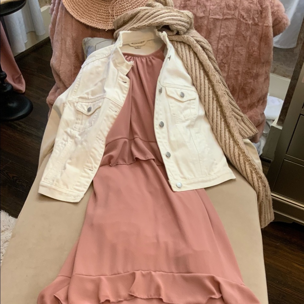 NWOT. Dusty Rose Halter Neck Ruffle Maxi Dress; MADE IN THE USA!